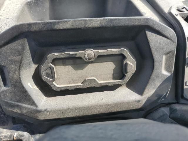 2018 Can-Am 2018 CAN-AM Defender HD8