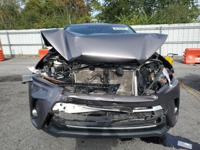 2019 Toyota Highlander LE