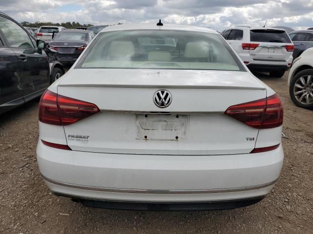 2017 Volkswagen Passat R-Line