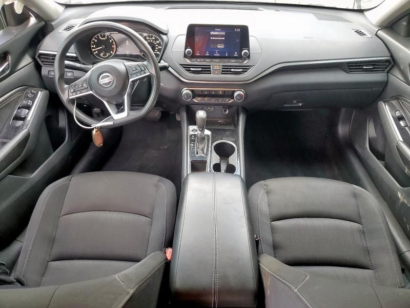 2021 Nissan Altima SV