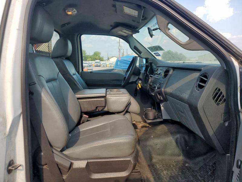 2011 Ford F550 Super Duty