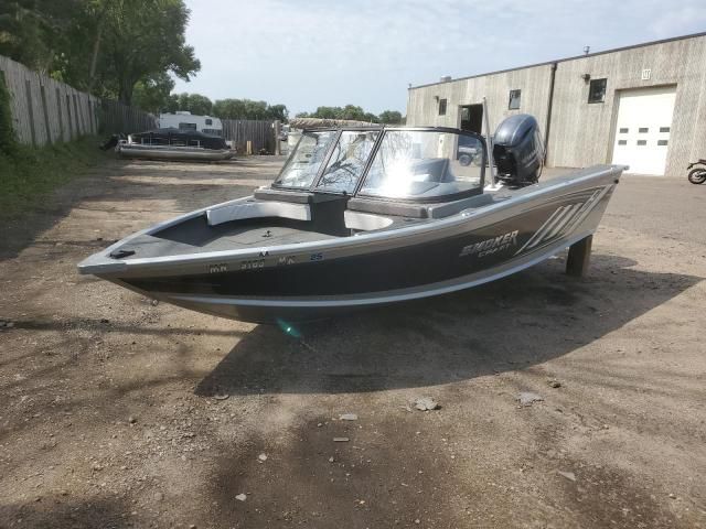 2023 Smokercraft Ultima 172 Lega