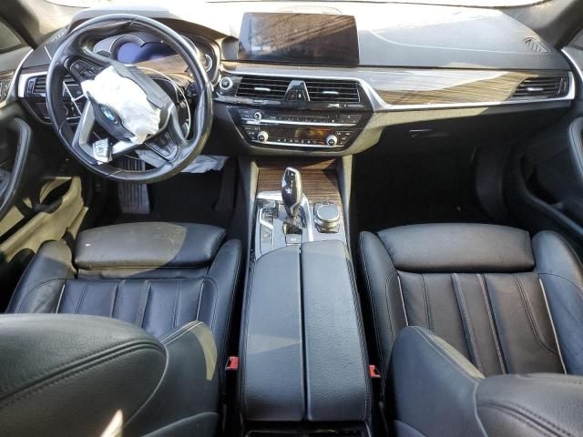 2019 BMW 530E