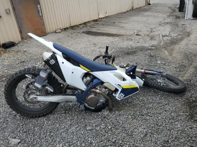 2025 Husqvarna FE501 W