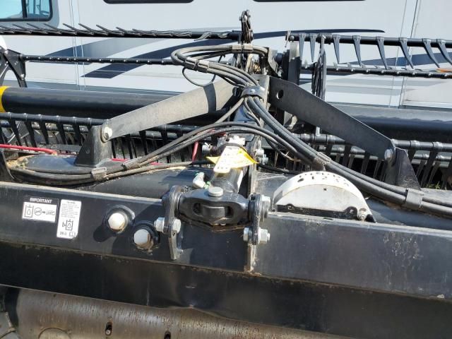 2019 Mac Don FD140 Flex Draper Head