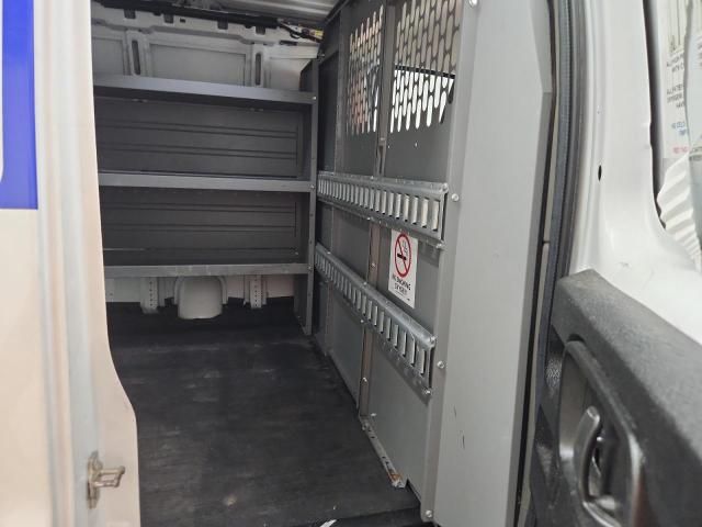 2022 Chevrolet Express G2500