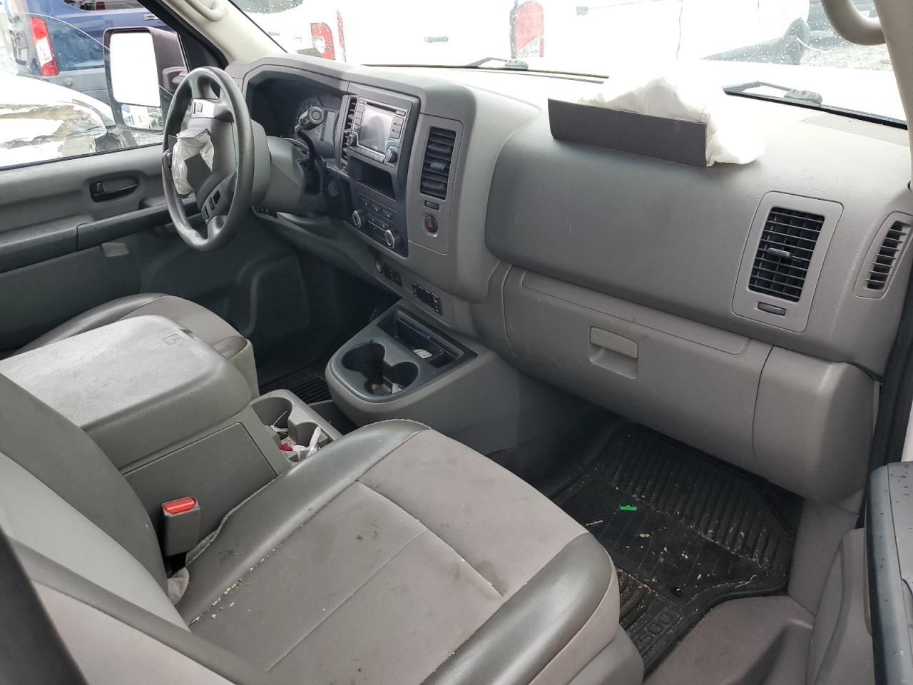 2018 Nissan NV 2500 S