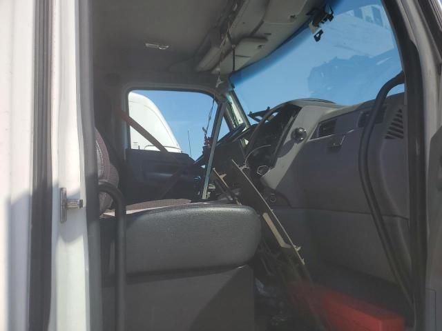 2017 Kenworth T680 Semi Truck