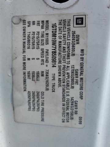 2000 GMC Safari XT