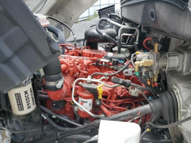 2025 Hino Hino L6