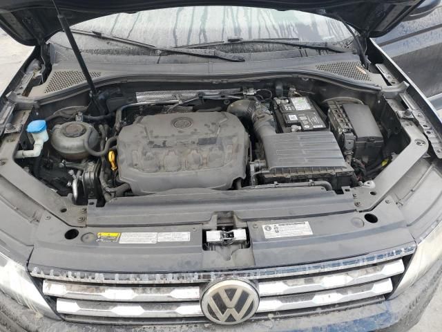 2018 Volkswagen Tiguan SE