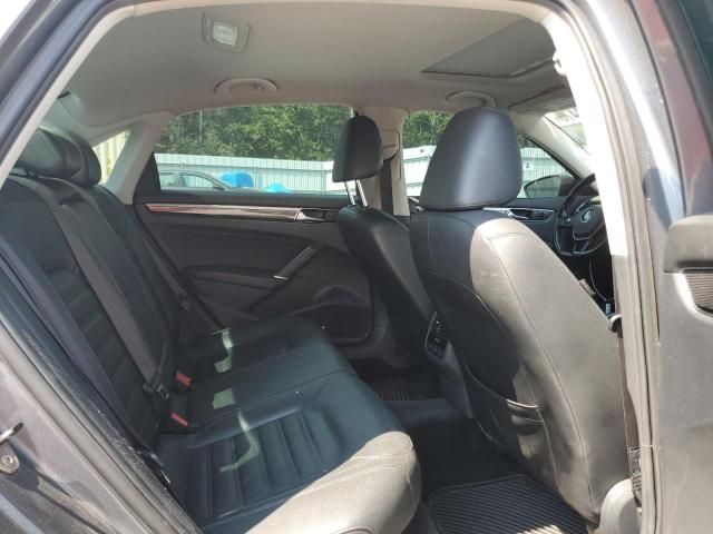 2017 Volkswagen Passat SEL Premium