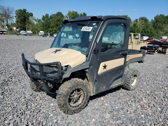 2022 John Deere XUV835M