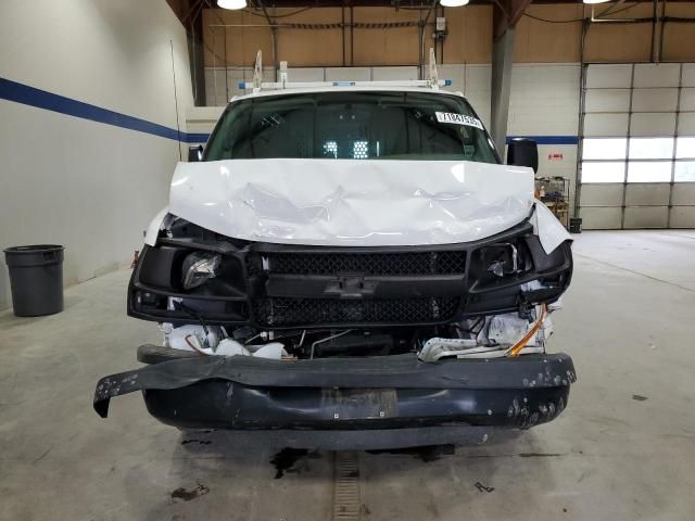 2016 Chevrolet Express G2500