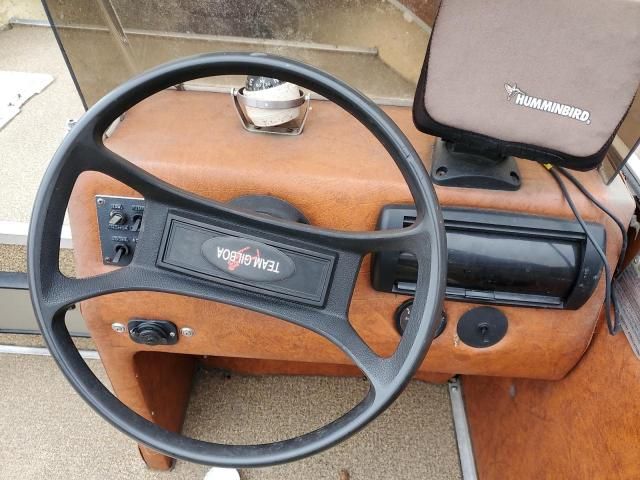 1982 Bluewater Yachts Boat
