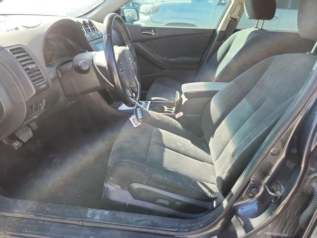 2010 Nissan Altima Base