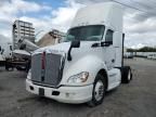 2014 Kenworth T680 Semi Truck