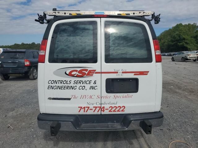 2020 Chevrolet Express G2500