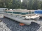 2000 Harris Kayot Pontoon