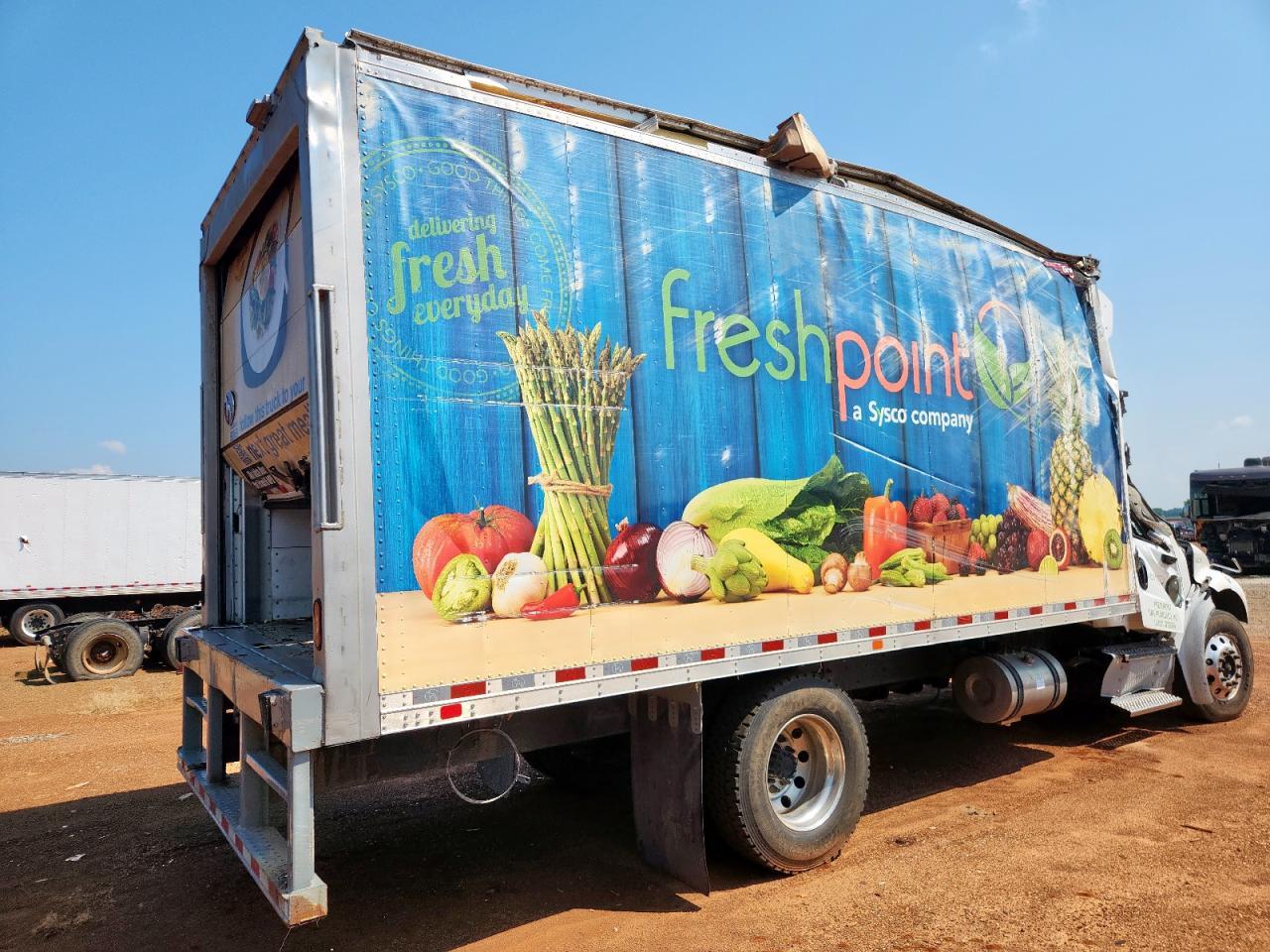 2023 Freigliner 2023 Freightliner Business Class M2 Refrigerated T