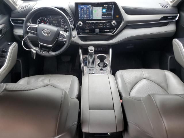 2022 Toyota Highlander Limited