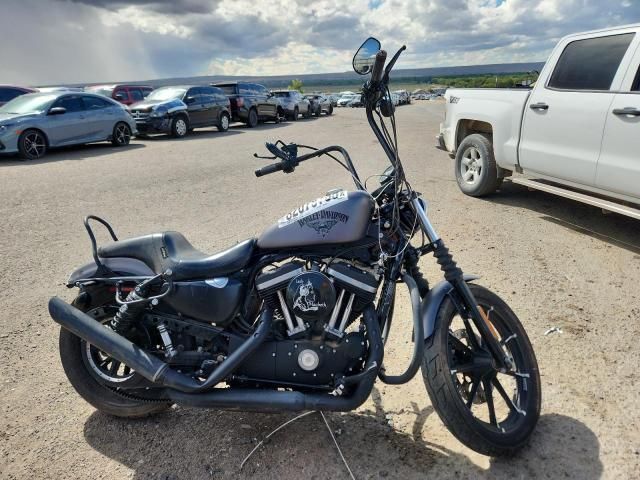 2016 Harley-Davidson XL883 Iron 883