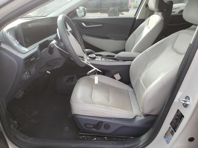 2022 KIA EV6 Light