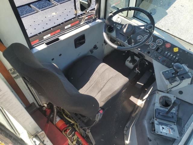 2019 Ottawa Yard Tractor 2019 Autocar LLC XSPOTTER-O-Trucks