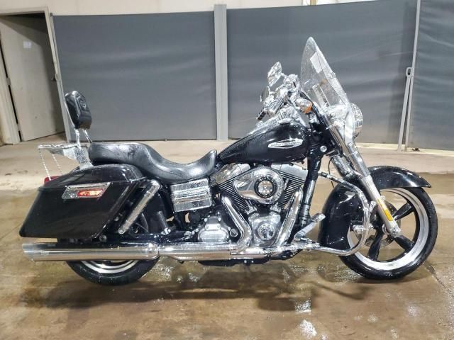 2012 Harley-Davidson FLD Switchback