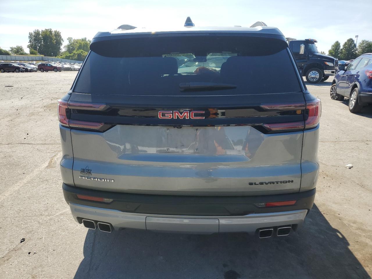 2024 GMC Acadia Uplevel