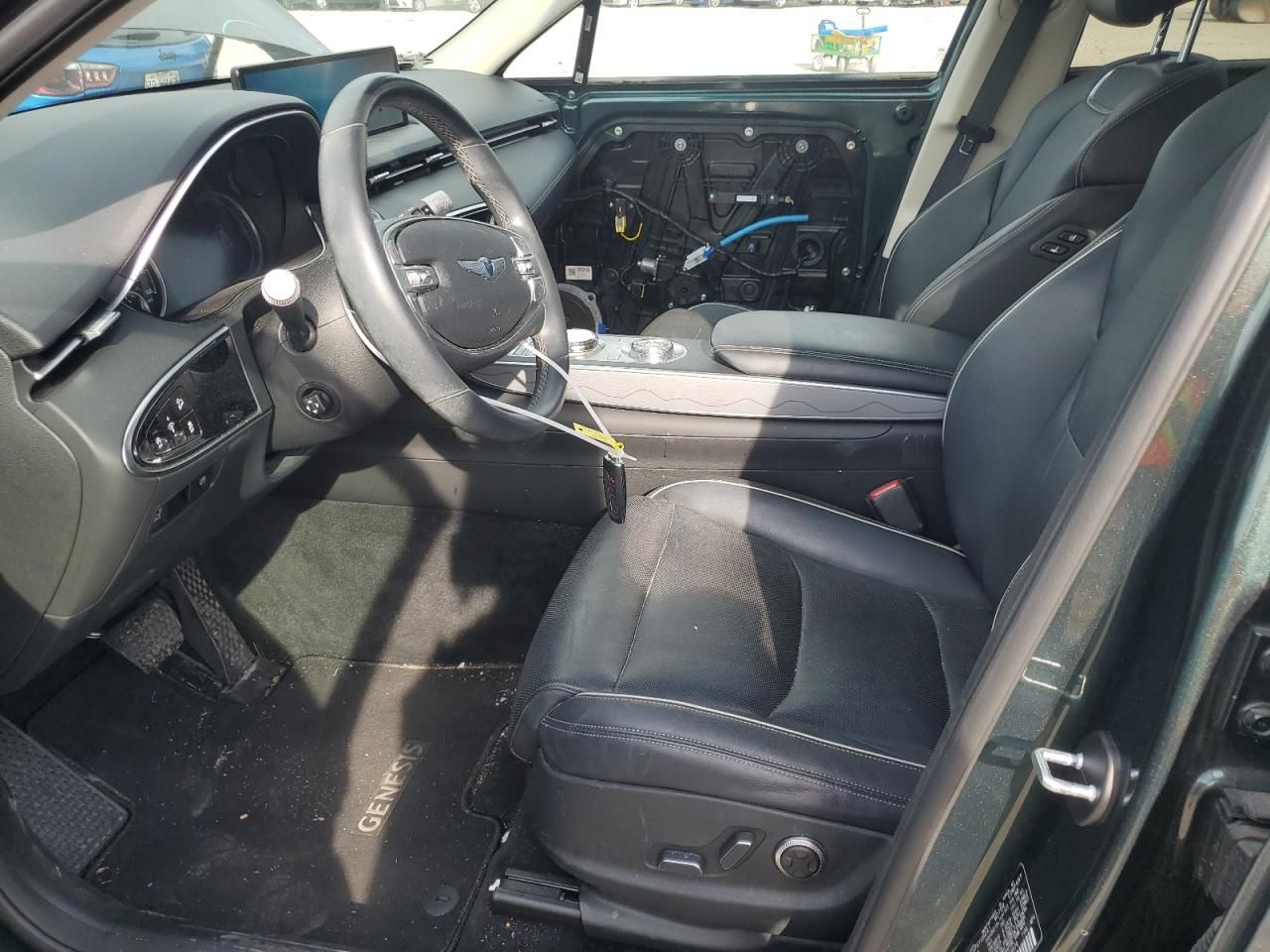 2023 Genesis Gv70 Base