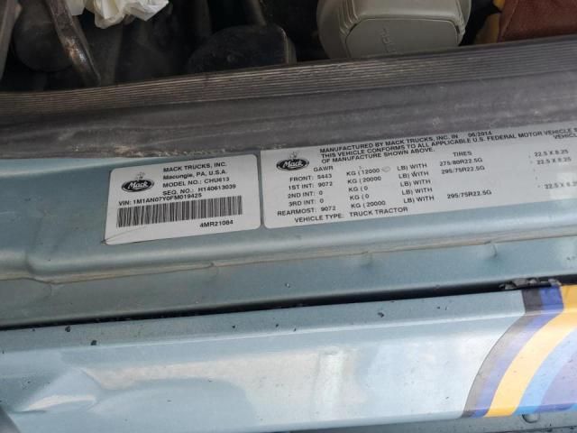 2015 Mack Pinnacle Semi Truck