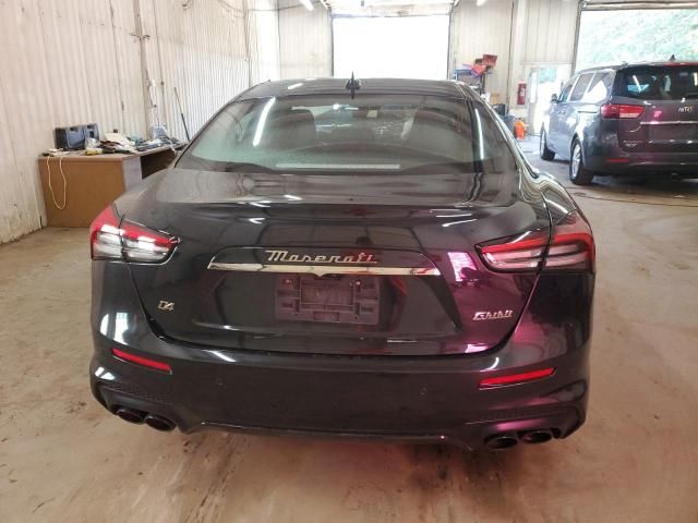 2022 Maserati Ghibli Modena