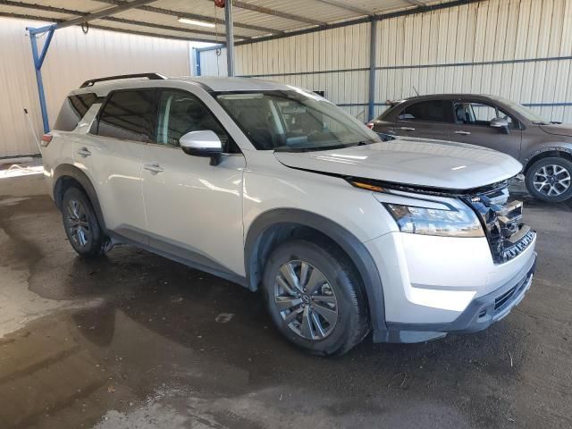 2024 Nissan Pathfinder SV