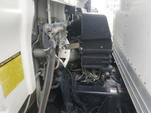 2016 Isuzu NPR HD