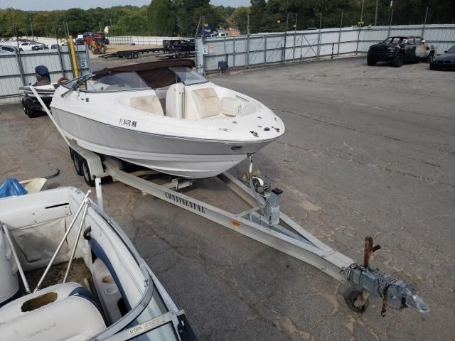 2004 Regal Boat