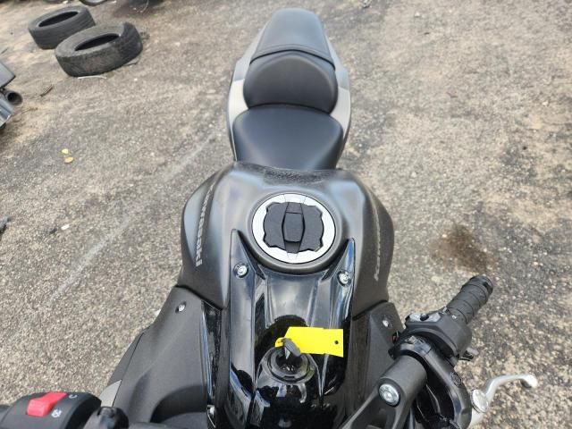 2024 Kawasaki EX650 R