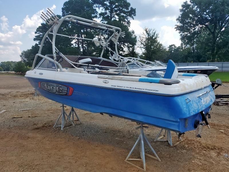2003 Tiger Skiboat