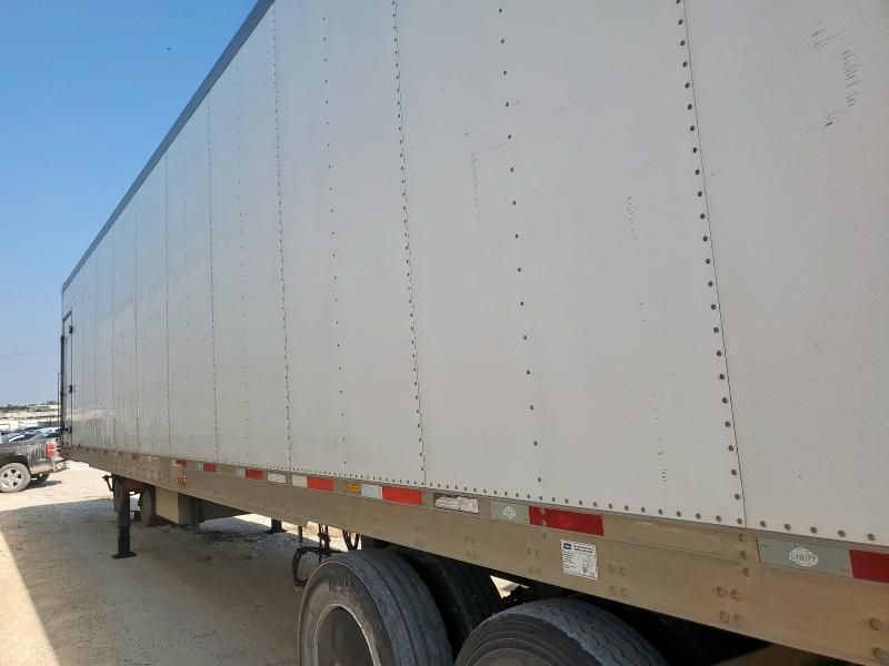 2013 Utility VS2RA Refrigerated Van Trailer