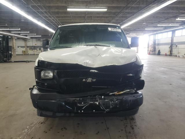 2017 Chevrolet Express G2500