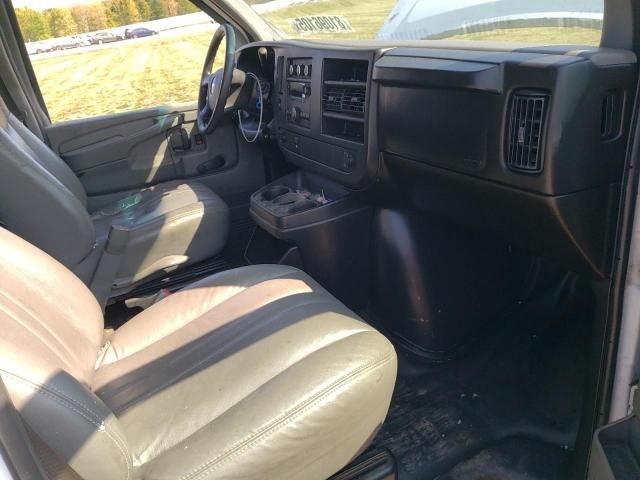 2008 Chev Express G2500