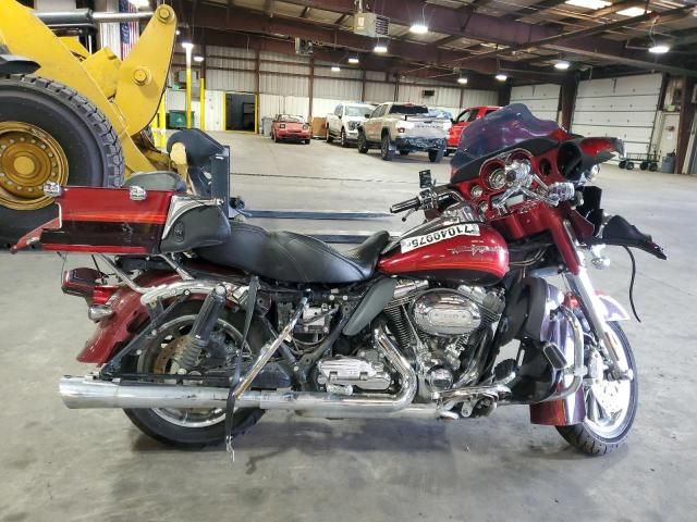 2009 Harley-Davidson FLHTCUSE4
