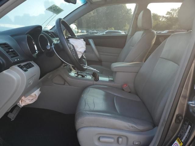2013 Toyota Highlander Base