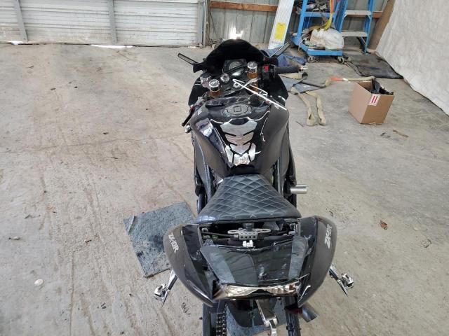 2004 Kawasaki Ninja ZX 10R