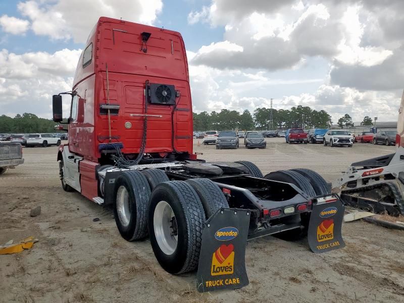 2013 Volvo VN VNL