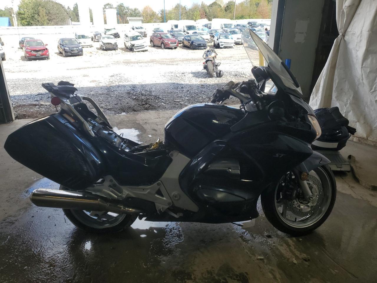 2004 Honda ST1300 A