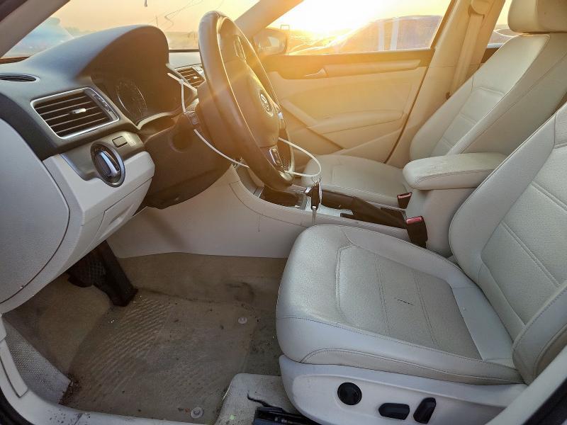 2014 Volkswagen Passat se