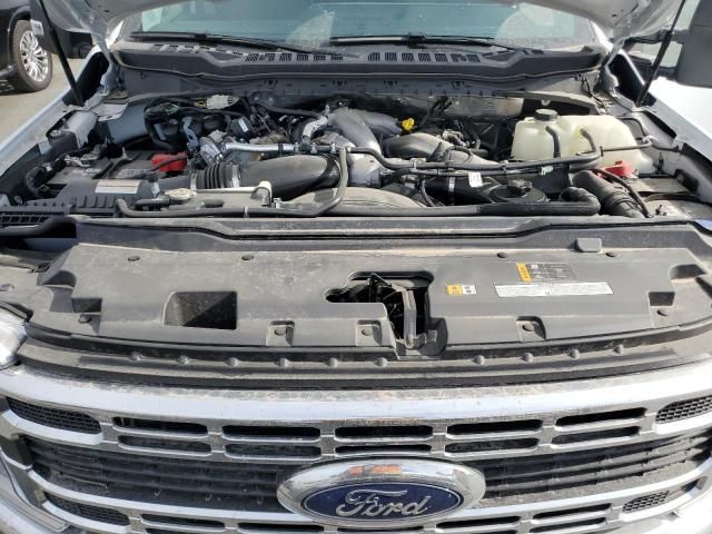 2025 Ford F550 Super