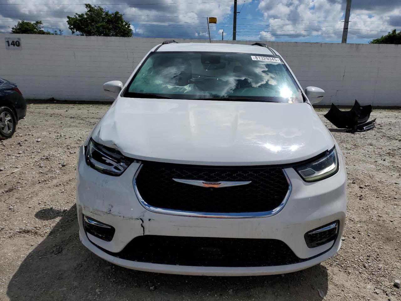 2022 Chrysler Pacifica Touring l