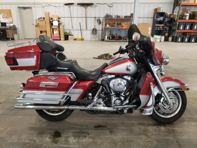 2004 Harley-Davidson Flhtcui